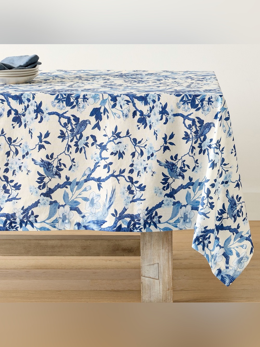 Pottery Barn Nola Cotton Linen Tablecloth Blue White Floral Bird 70” x 126” NWT